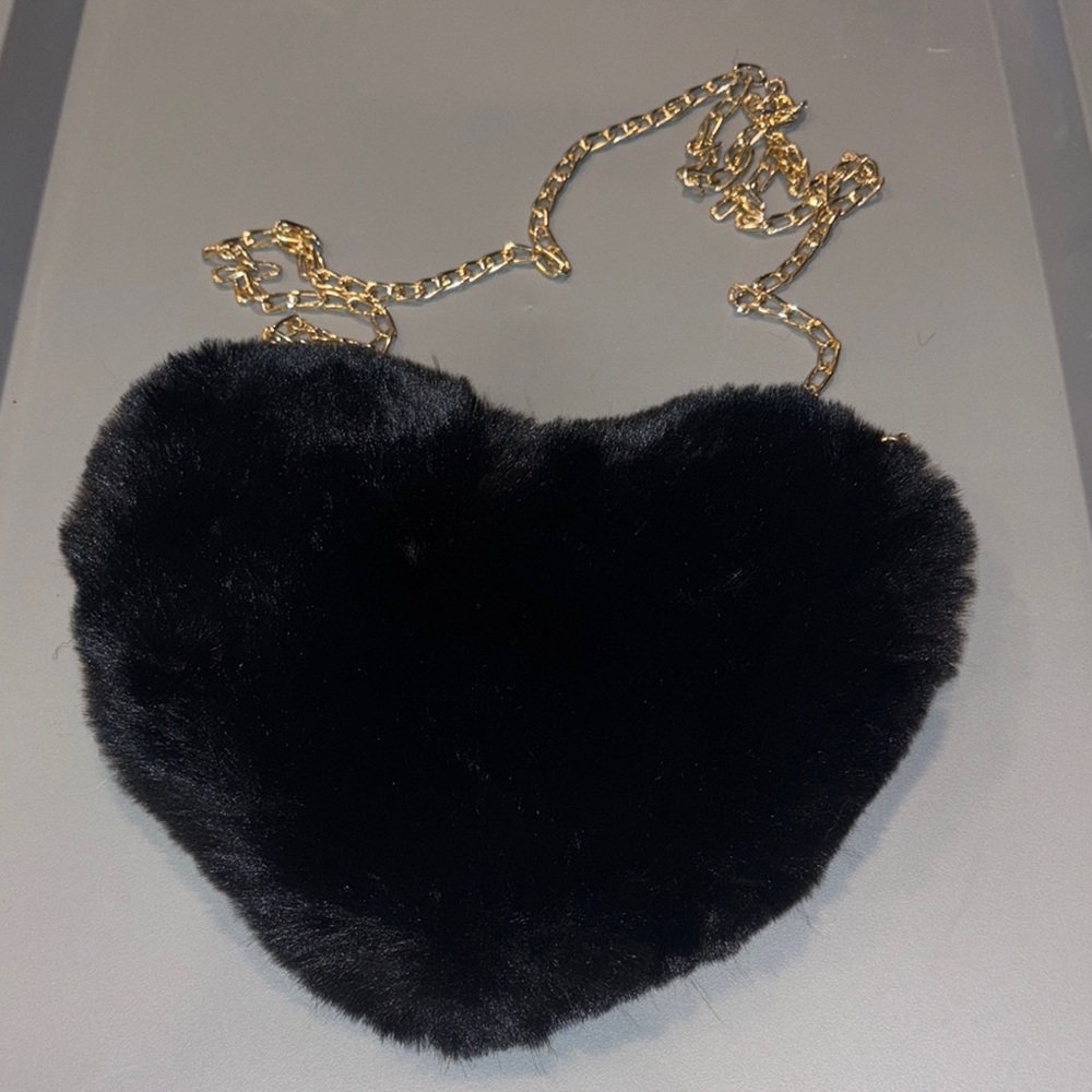 - Black Faux Fur Heart-Shaped Bag with Gold Chain - Picture 2 of 7